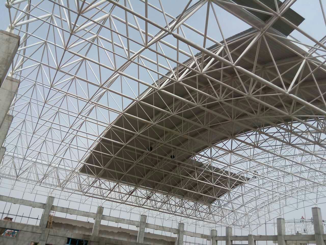 应城青岛一汽网架
