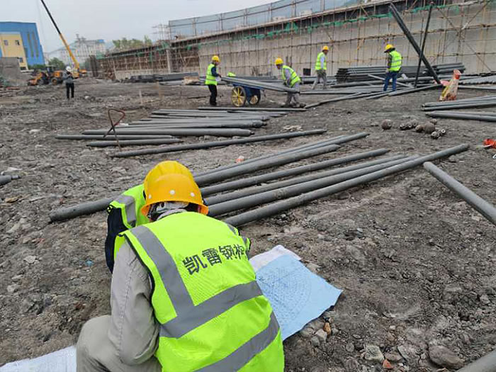 应城螺栓球网架结构